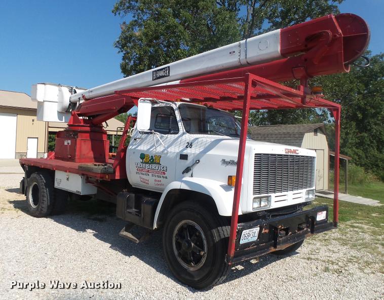 image for item DB7460 1989 GMC TopKick 7000 bucket truck