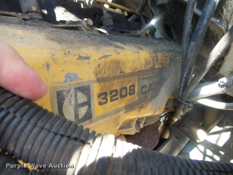 image for item DB7460 1989 GMC TopKick 7000 bucket truck