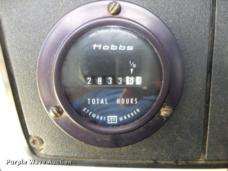 image for item DB7460 1989 GMC TopKick 7000 bucket truck