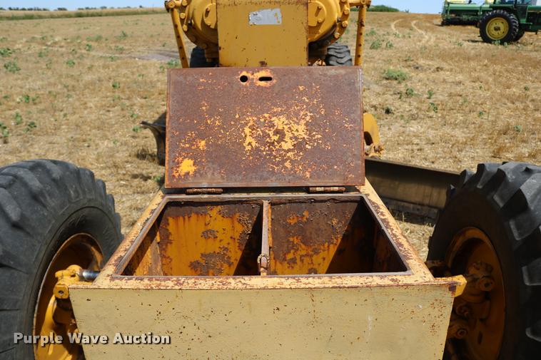 image for item DB9291 Caterpillar 14E rigid frame motor grader