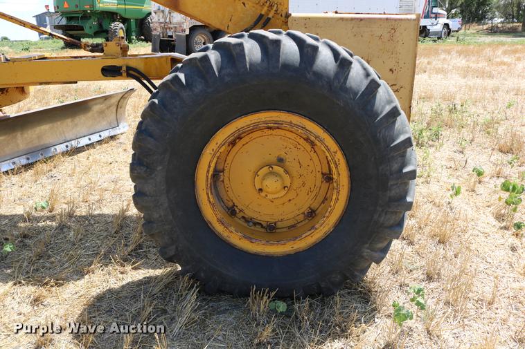 image for item DB9291 Caterpillar 14E rigid frame motor grader