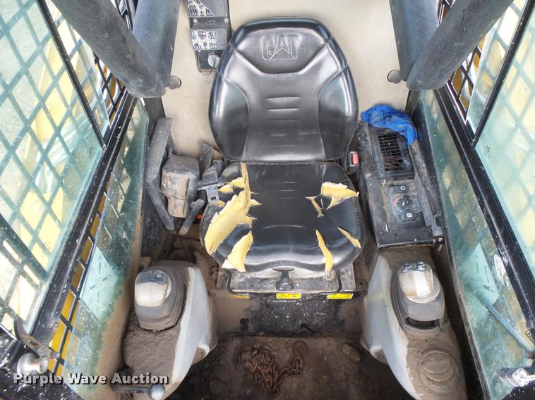 image for item DC3981 2011 Caterpillar 259B Series 3 skid steer