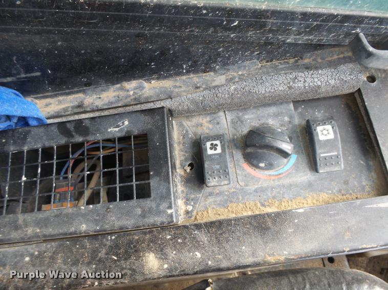 image for item DC3981 2011 Caterpillar 259B Series 3 skid steer