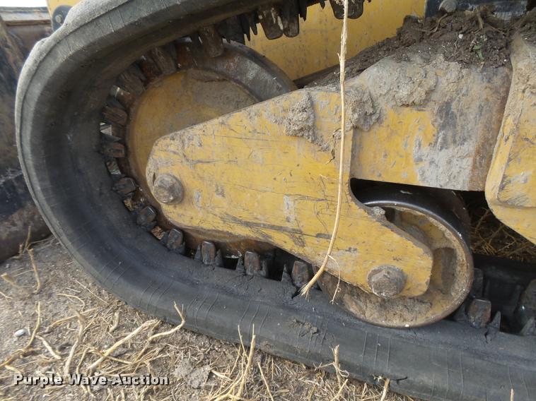 image for item DC3981 2011 Caterpillar 259B Series 3 skid steer