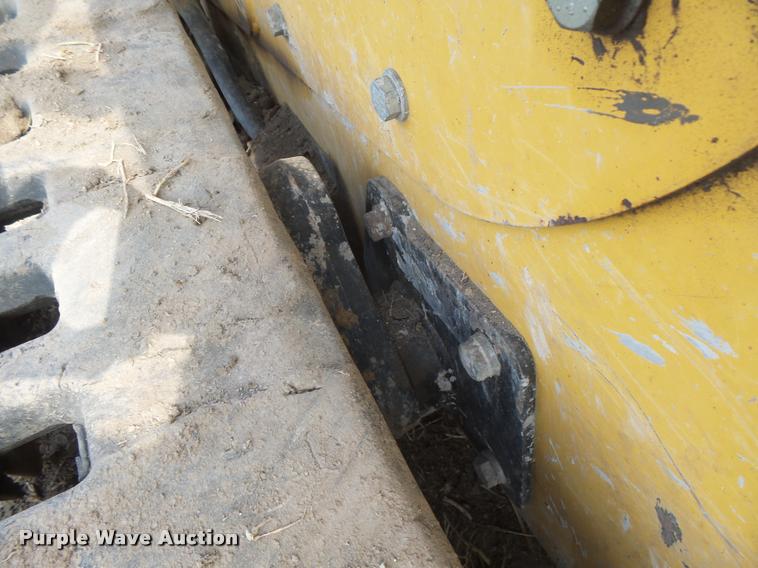 image for item DC3981 2011 Caterpillar 259B Series 3 skid steer