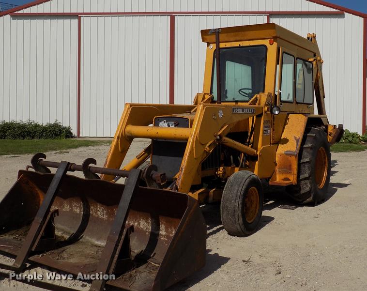 image for item DC4942 1979 John Deere 310AD backhoe