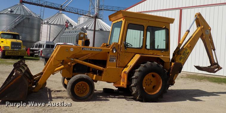 image for item DC4942 1979 John Deere 310AD backhoe
