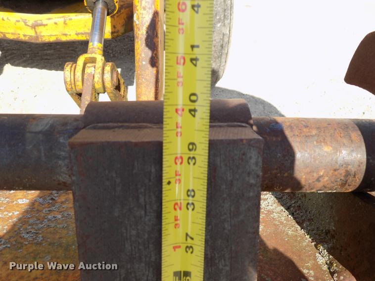 image for item DC4942 1979 John Deere 310AD backhoe