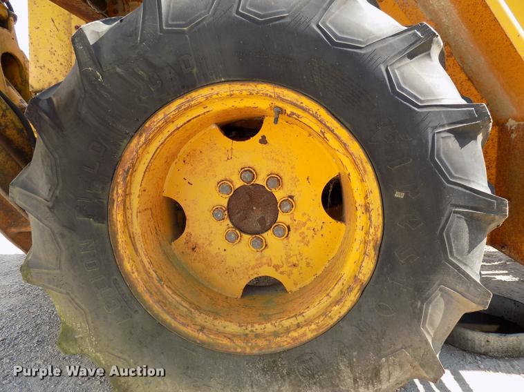 image for item DC4942 1979 John Deere 310AD backhoe