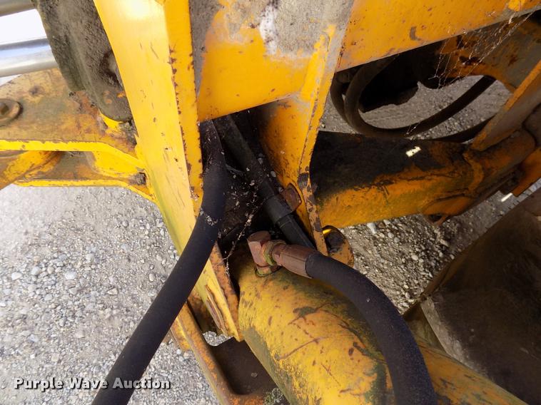 image for item DC4942 1979 John Deere 310AD backhoe