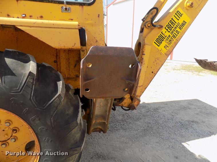 image for item DC4942 1979 John Deere 310AD backhoe