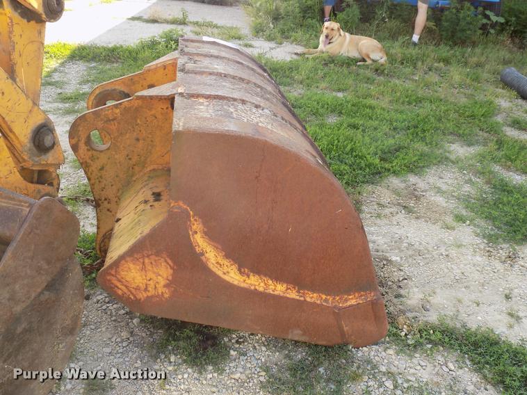 image for item DC4943 Excavator bucket