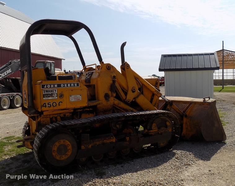 image for item DC4944 1976 John Deere 450CA loader