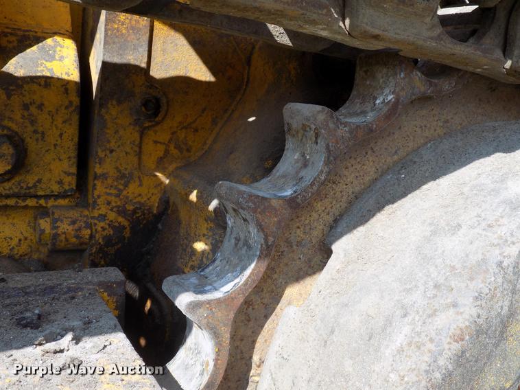 image for item DC4944 1976 John Deere 450CA loader