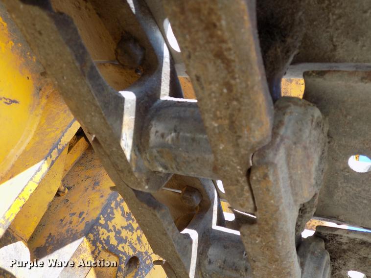 image for item DC4944 1976 John Deere 450CA loader