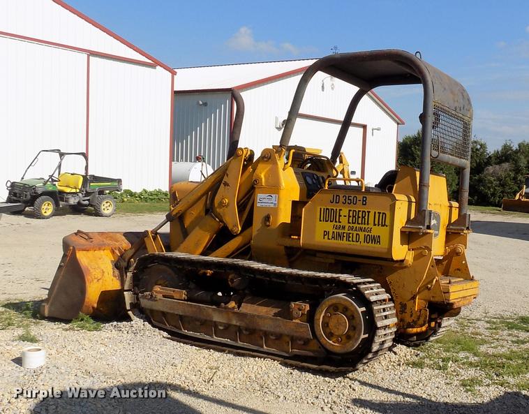 image for item DC4945 1970 John Deere 350B loader