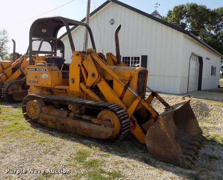 image for item DC4945 1970 John Deere 350B loader