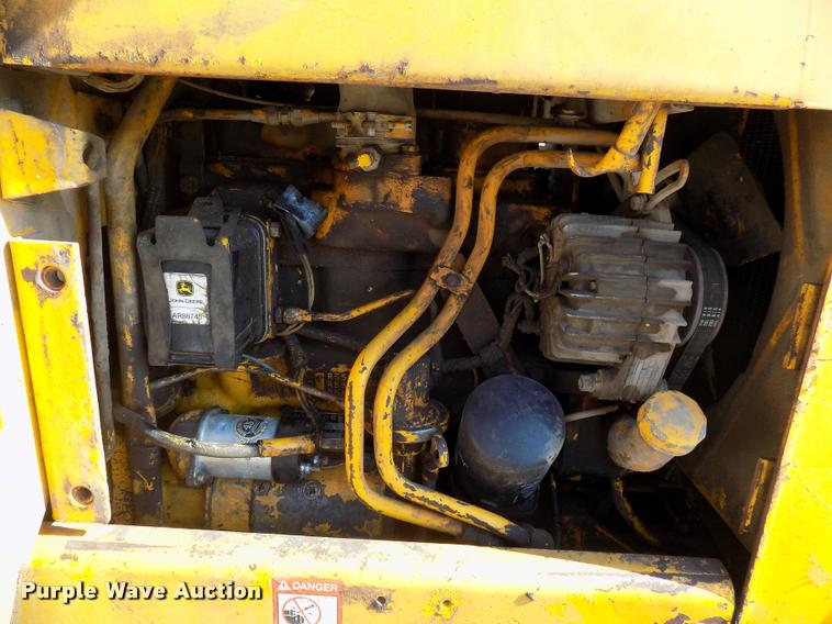 image for item DC4945 1970 John Deere 350B loader