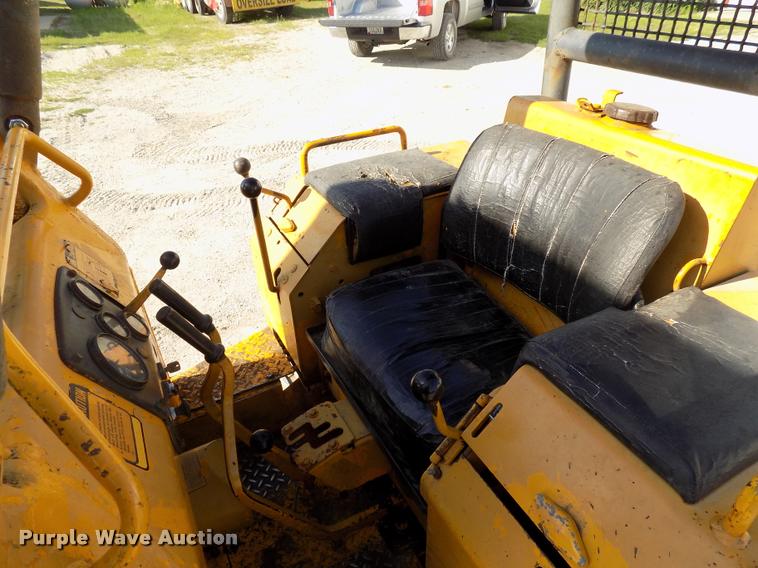 image for item DC4945 1970 John Deere 350B loader