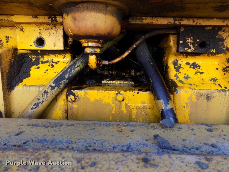 image for item DC4945 1970 John Deere 350B loader