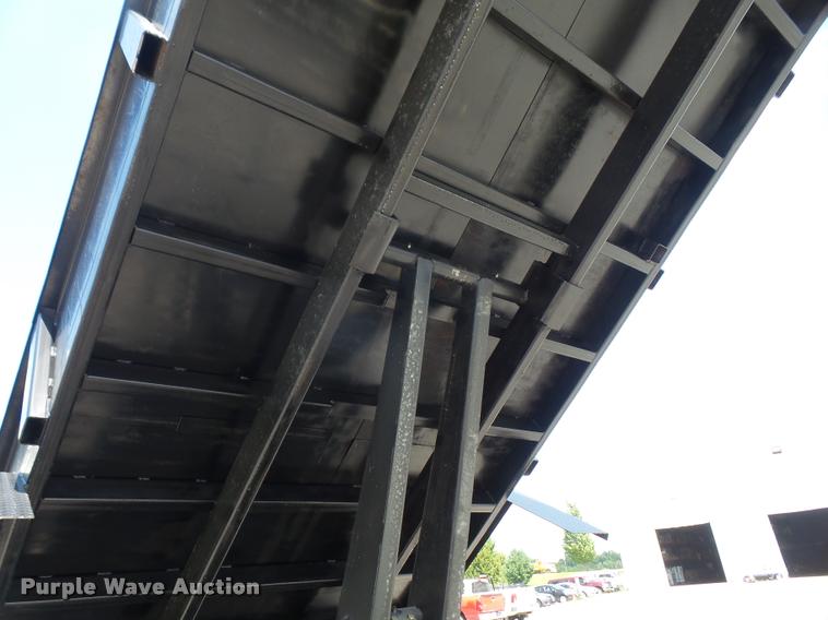 image for item DC5488 2017 Scotts dump trailer