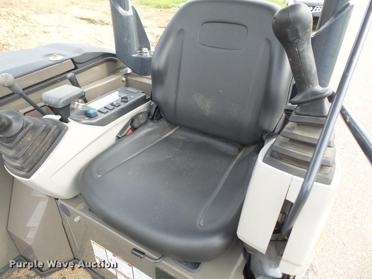 image for item DC5495 2016 Case CX31B compact excavator