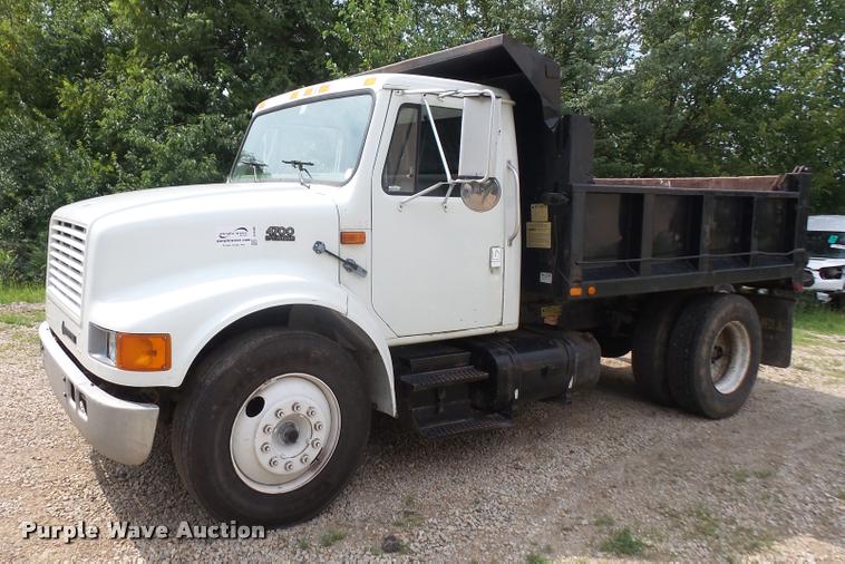 image for item DC5496 1997 International 4700 dump truck
