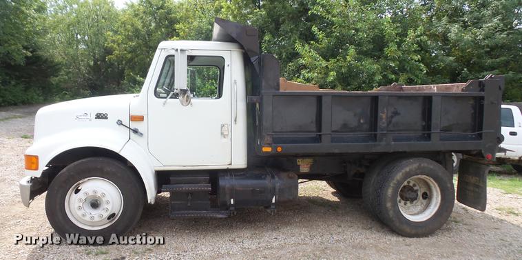 image for item DC5496 1997 International 4700 dump truck