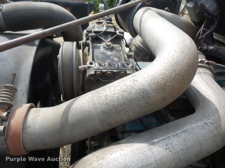 image for item DC5496 1997 International 4700 dump truck