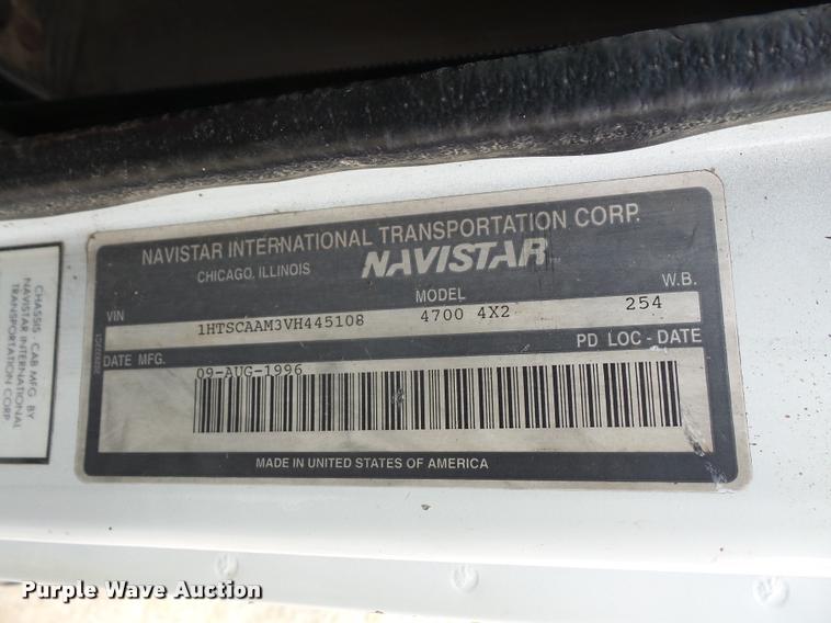 image for item DC5496 1997 International 4700 dump truck