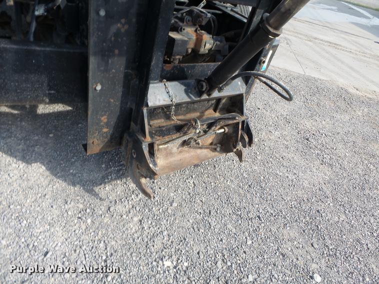 image for item DC6831 2004 International 7400 dump truck