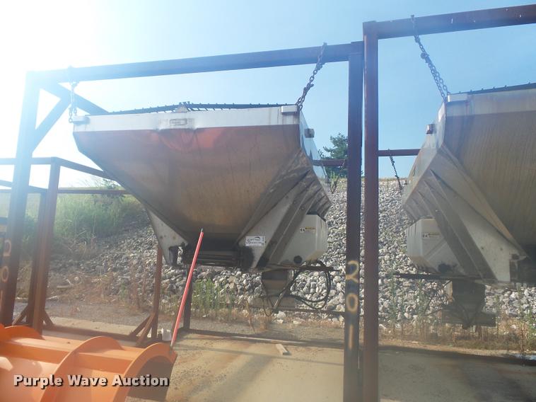 image for item DC6832 Swenson spreader