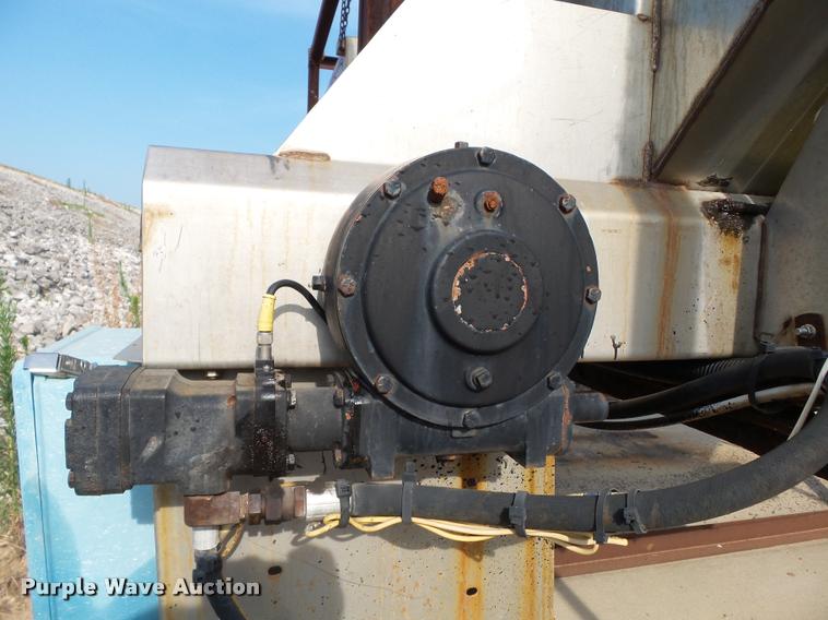image for item DC6832 Swenson spreader