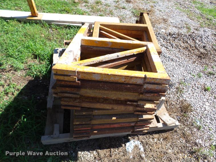 image for item DC6862 Morgan Jackup scaffold