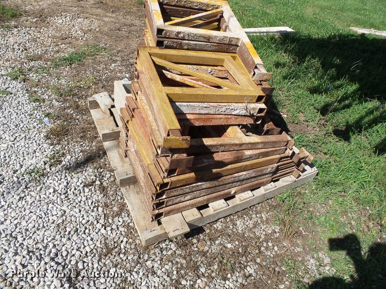 image for item DC6862 Morgan Jackup scaffold