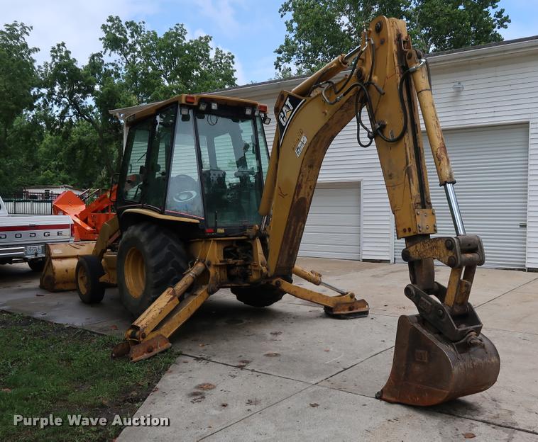 image for item DD1694 2004 Caterpillar 420D backhoe