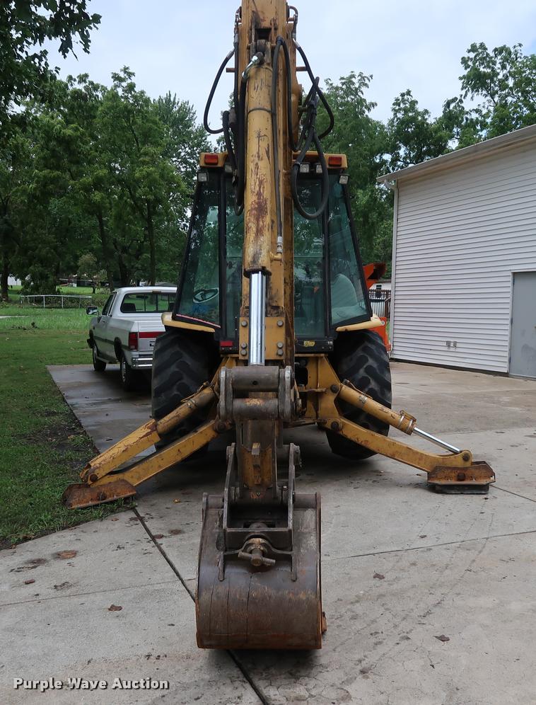 image for item DD1694 2004 Caterpillar 420D backhoe