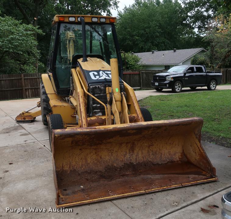 image for item DD1694 2004 Caterpillar 420D backhoe