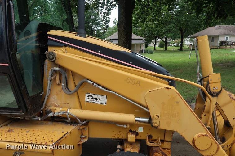 image for item DD1694 2004 Caterpillar 420D backhoe