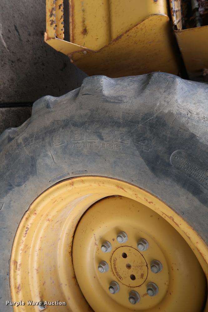 image for item DD1694 2004 Caterpillar 420D backhoe