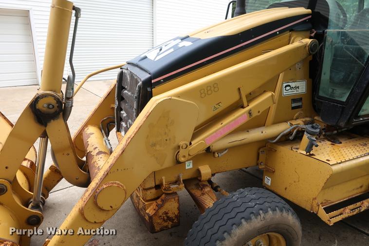 image for item DD1694 2004 Caterpillar 420D backhoe