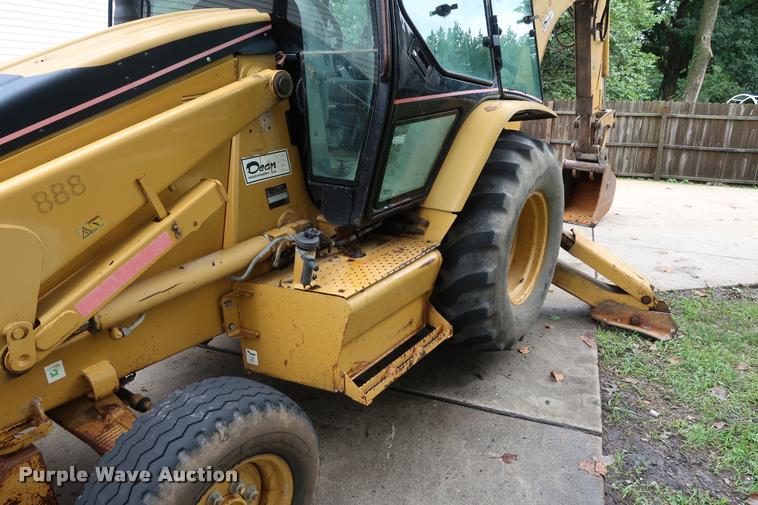 image for item DD1694 2004 Caterpillar 420D backhoe