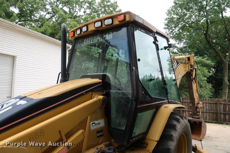 image for item DD1694 2004 Caterpillar 420D backhoe