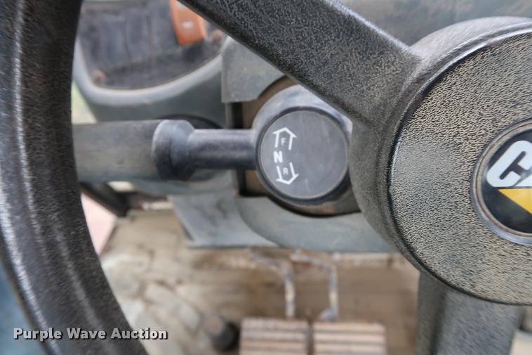 image for item DD1694 2004 Caterpillar 420D backhoe