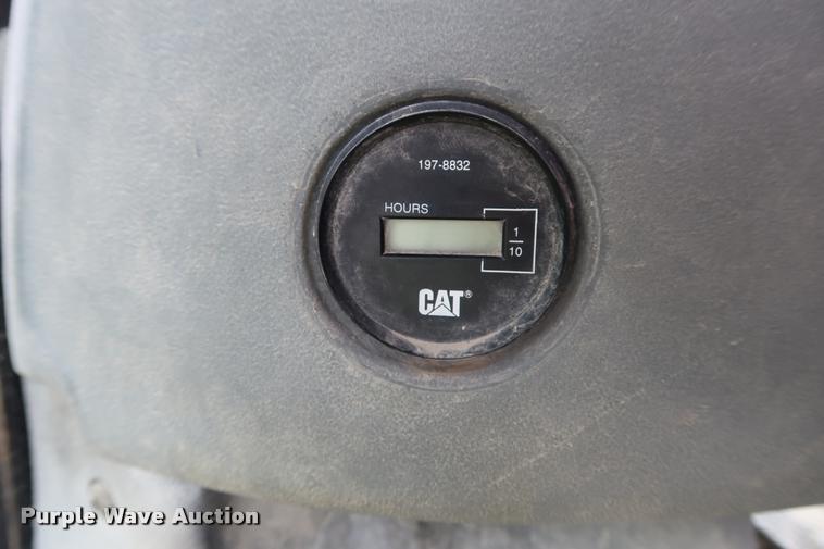 image for item DD1694 2004 Caterpillar 420D backhoe