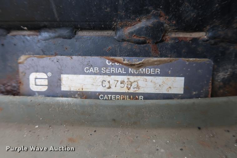 image for item DD1694 2004 Caterpillar 420D backhoe