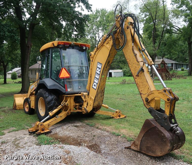 image for item DD1695 2002 John Deere 310G backhoe