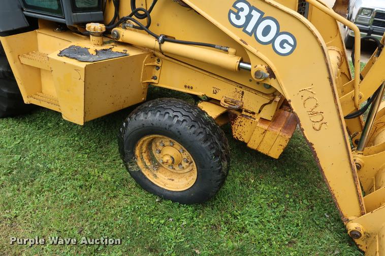 image for item DD1695 2002 John Deere 310G backhoe