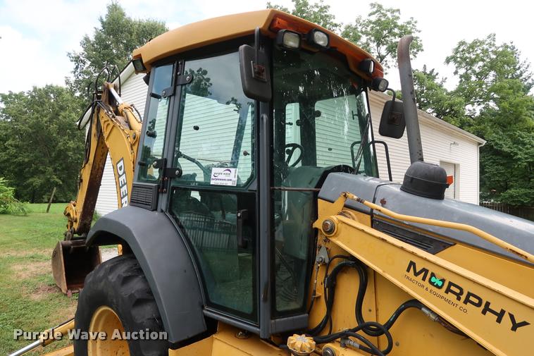 image for item DD1695 2002 John Deere 310G backhoe