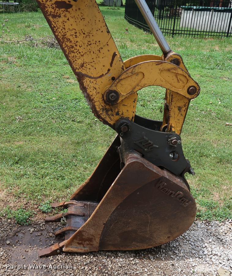 image for item DD1695 2002 John Deere 310G backhoe